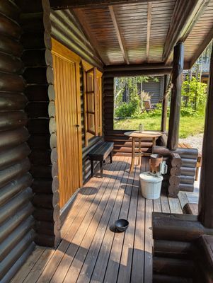 Stuga med tillgång till bastustuga & växthus - Bild 9