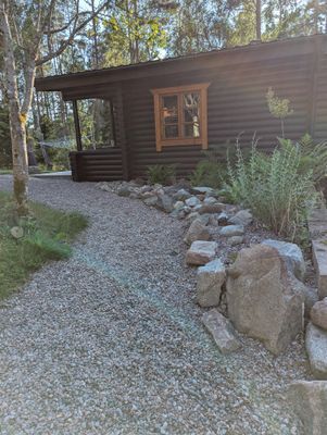 Stuga med tillgång till bastustuga & växthus - Bild 23