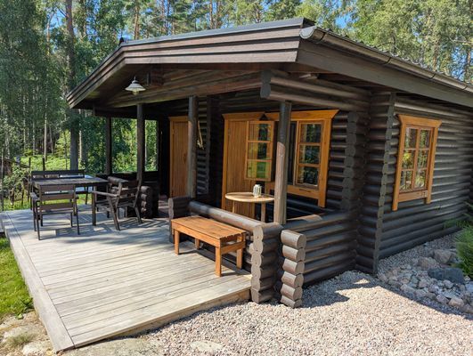 Stuga med tillgång till bastustuga & växthus - Bild 3