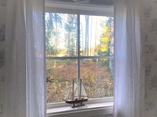 Utsikt sovrumsfönster