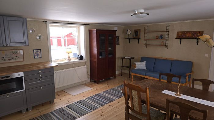 Hel gård från 1790 vid sjö – 2 hus – avskilt läge - Bild 22