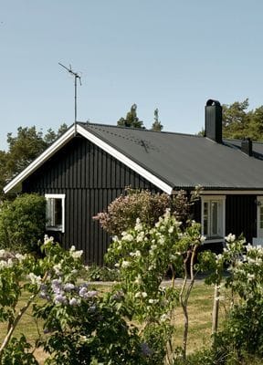 Salthamn, Ängshuset med magisk solnedgång i havet
