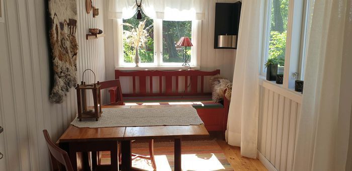 Stuga med havsutsikt i Kovik - Bild 11