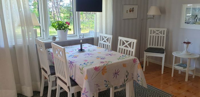 Stuga med havsutsikt i Kovik - Bild 10