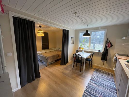 Stuga mitt i skogen - Bild 6