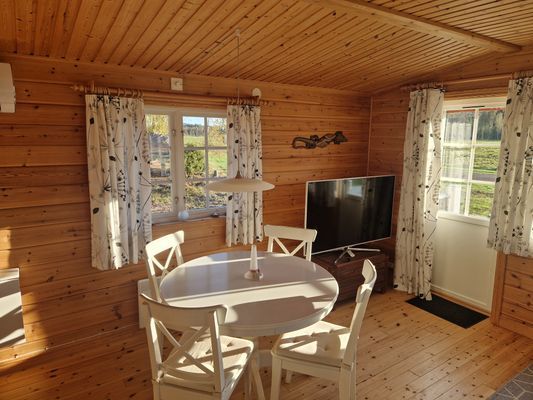 Stuga i bästa läge på Siljan Airpark - Bild 7