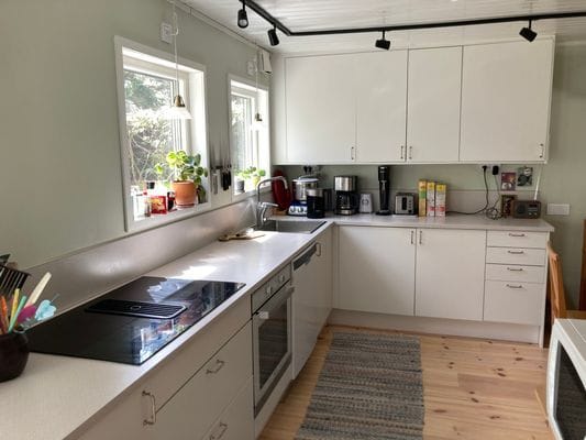 Mysigt hus på Själsö, nära till havet - Bild 8