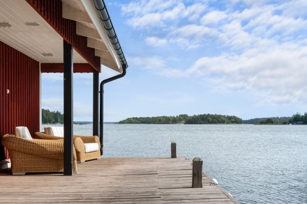 Vacker villa vid kusten i skärgården - Bild 26