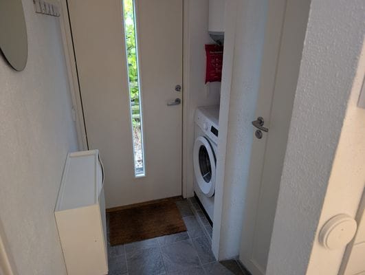 Tiny house byggt 2018 200 m till strand m Netflix - Bild 11