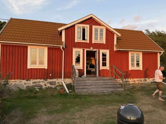 Charmigt skärgårdshus – egen brygga & badplats - Bild 48