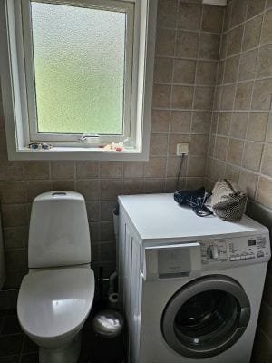 Sommarstuga vid sjön på Vindö - Bild 19
