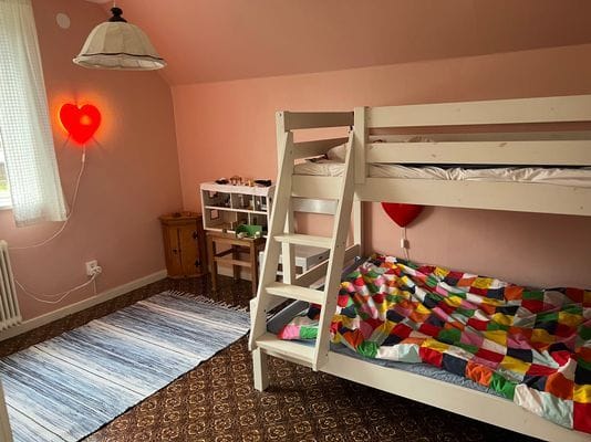 Familjevänligt hus i Fröjel, nära Ekstakusten. - Bild 5