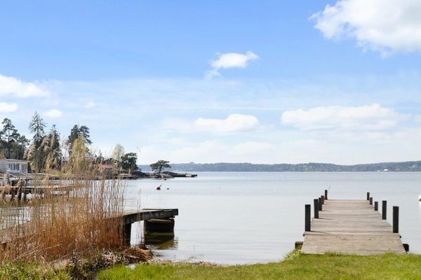 Skärgårdsidyll på Ingarö – 1800-talstorp nära hav - Bild 21