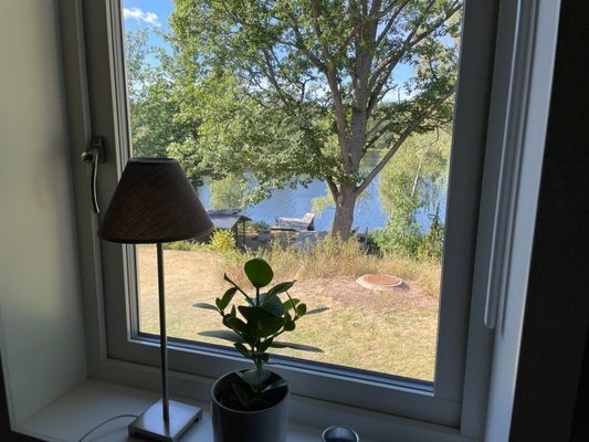Hus på strandtomt med egen brygga och många bäddar - Bild 61