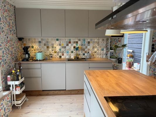 Stockholms skärgård, brygga, bastu och bilväg - Bild 13