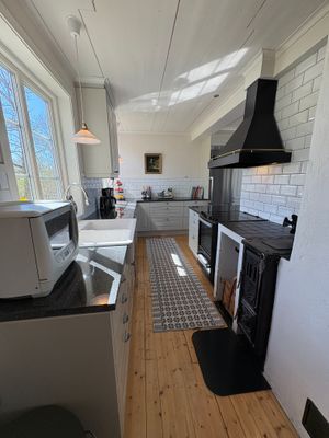 Fantastiskt familjehus med sjötomt och bastu - Bild 20