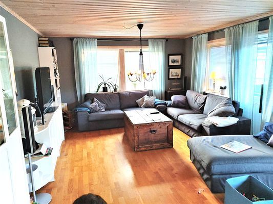 Spacious villa med bastu och julstämning vid sjön - Bild 6
