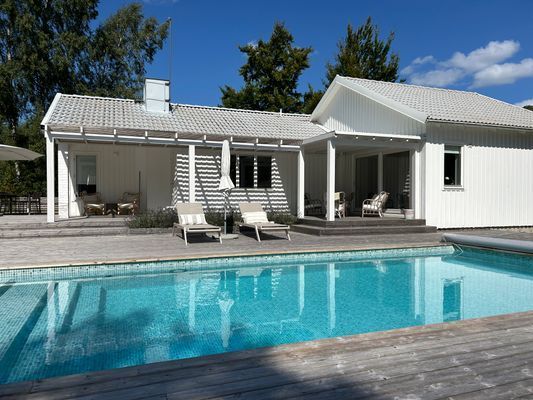 Fint hus med pool i Ljugarn - Gotlands pärla!