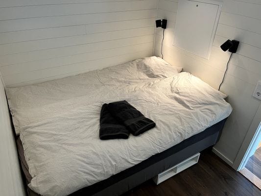 Havsutsikt på Orust – 300 m till badplatsen. - Bild 15
