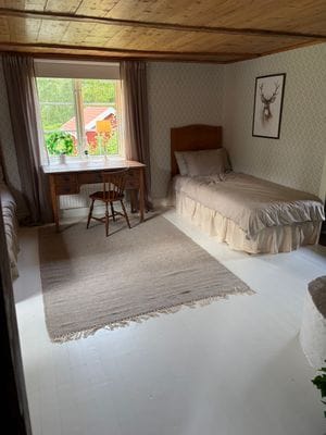 Charmigt hus i rofyllda Kalvsås - Bild 8