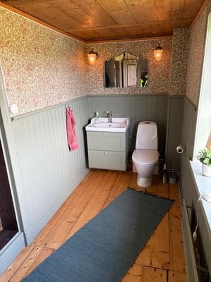 Charmigt hus i rofyllda Kalvsås - Bild 10