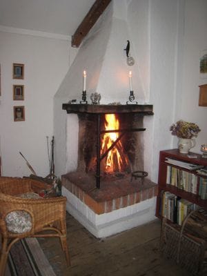 Charmigt sommarhus i Stora Rör – stor naturtomt - Bild 7