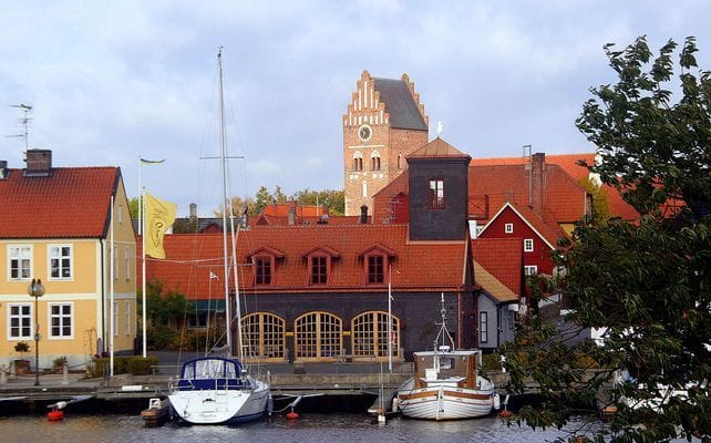 Jättefin stuga nära strand, pool, brygga i Åhus - Bild 55