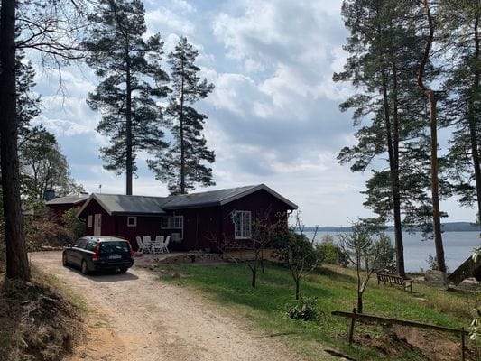 Hus Kilstrand vid sjökanten av Sävensjön - Bild 39