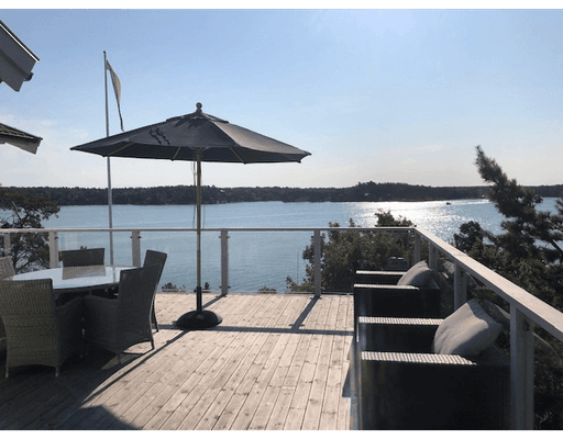 Strandtomt, panorama-havsutsikt, pool och brygga - Bild 10