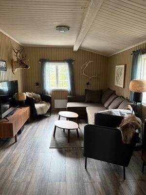 Liten mysig stuga i Kronogård Vildmark - Bild 3