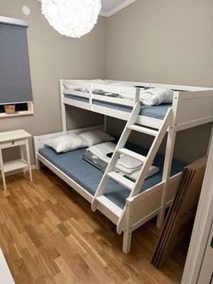 Stort hus ute på en fin Ö nära Vänern - Bild 18