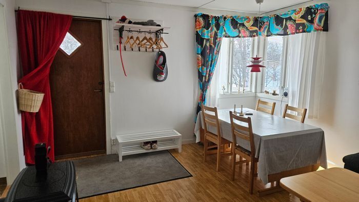 Vackert läge med 15 min till skidbackar - Bild 11