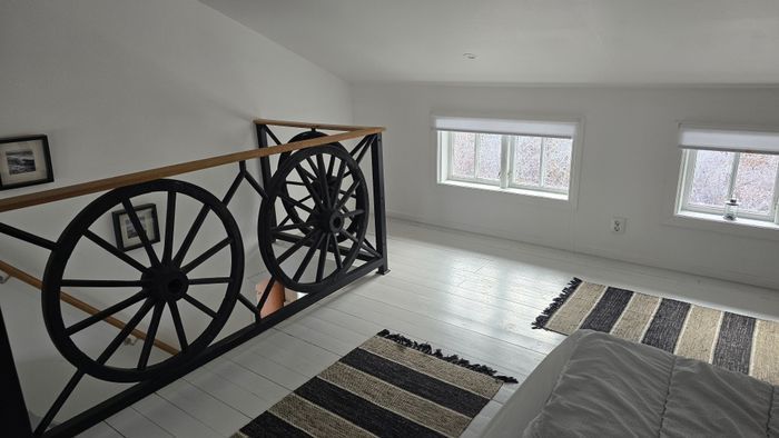 Hel gård från 1790 vid sjö – 2 hus – avskilt läge - Bild 40