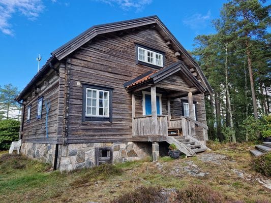 Timbra Utö. Badrocksavstånd till fin sandstrand - Bild 33