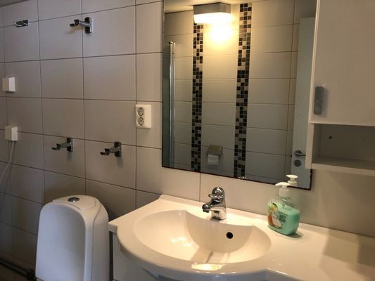 Sjöutsikt och helt insynsskyddat på solsäkra Öland - Bild 14