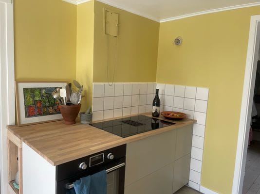 Rymligt hus på gård, intill restaurang - Bild 6