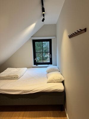 Modernt fritidshus nära havet i Norrtälje - Bild 15