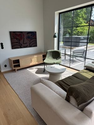 Modernt fritidshus nära havet i Norrtälje - Bild 6