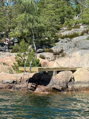 Stora Badberget vid Saxarfjärden