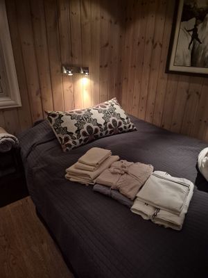 Sovrum 2. Dubbelsäng 150 cm