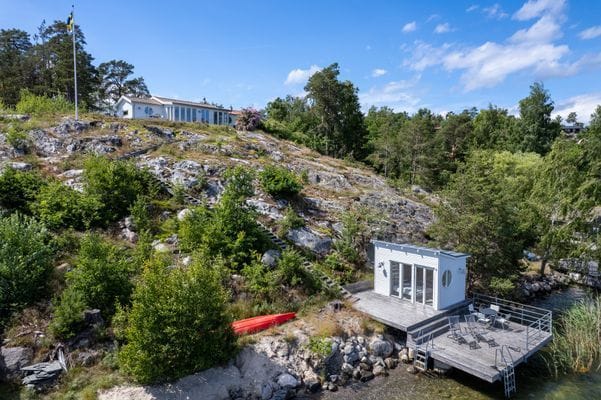 Spektakulär sjötomt, egen bastu, panorama utsikt - Bild 4