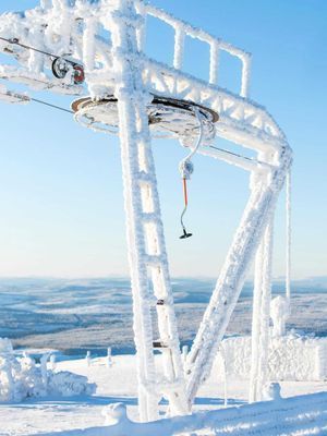 VILLA SKALSVALLEN, Skalets torg, inomhusbordtennis - Bild 105