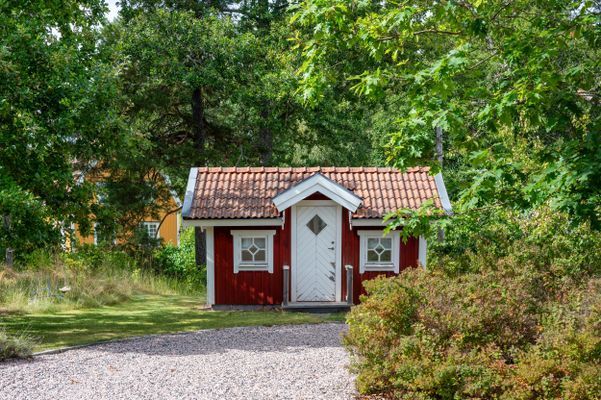 Vacker villa vid kusten i skärgården - Bild 31