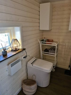 Sjötomt & bastu, mysig stuga 1 h till Stockholm - Bild 9