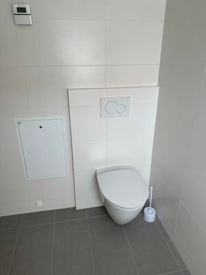 Mysigt hus med sjöutsikt 30 min från Stockholm - Bild 4