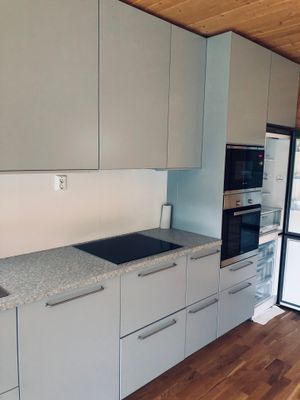 Mysigt hus med sjöutsikt 30 min från Stockholm - Bild 6
