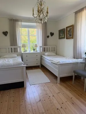 Kalkstenshus i Lummelunda - Bild 7