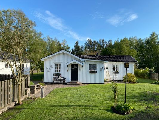 Rymligt hus, 6 bäddar, inhägnad tomt - Bild 2