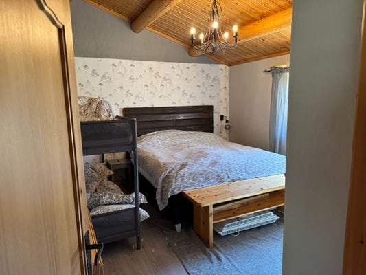 Rymlig fjällstuga, 10-15min bilavstånd från backar - Bild 11