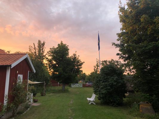 Mysig stuga i Byxelkrok, 1km till hav och strand - Bild 21